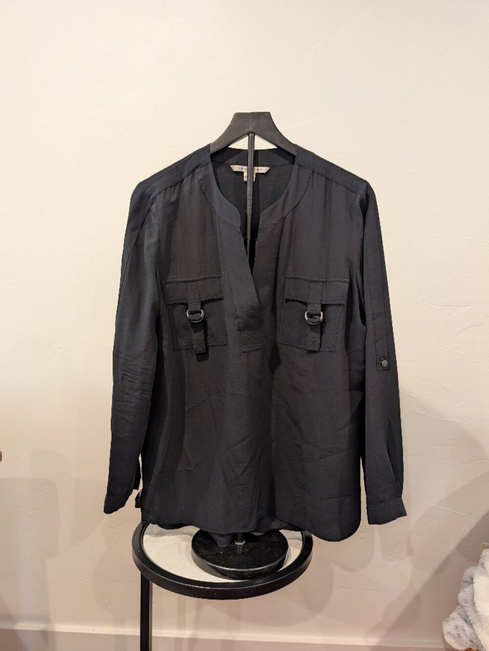 Diane von Furstenberg • Utility Pocket V‑Neck Blouse • Black • Size 10